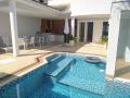 LInda  CASA 5 quartos 4 suites com dependecias Piscina sauna INFRA --