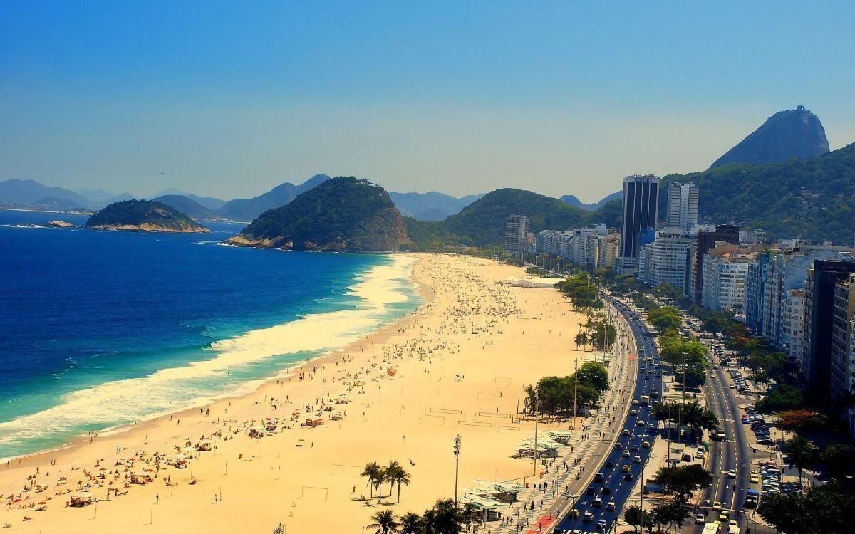 Conheça a história de Copacabana