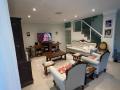 Casa em condomínio 4 SUITES dependencias  350m2 piscina sauna Infraestrutura e segurança