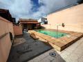 Bangu: casa linear, 3 quartos com piscina.
